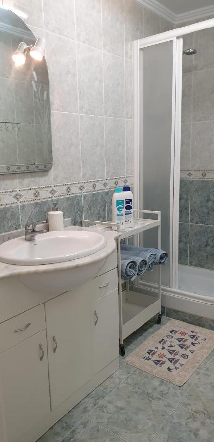 Apartment For 6 People. Valencia Kültér fotó